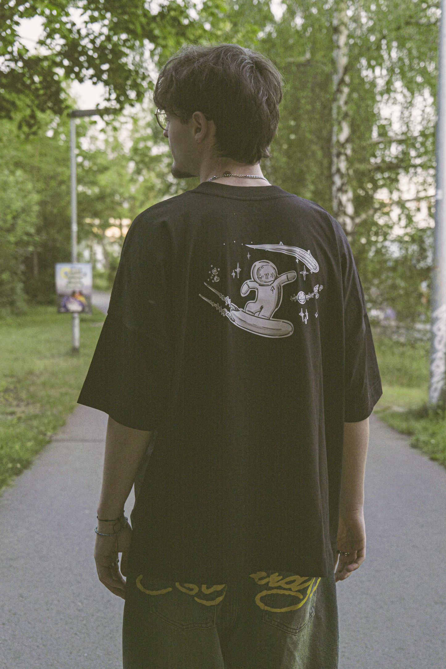 T-SHIRT “SPACE SURFER”